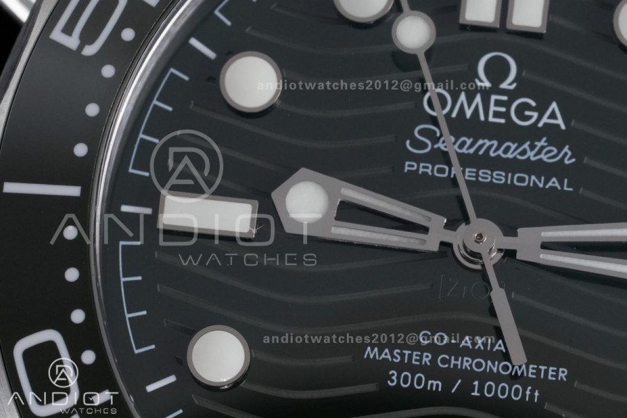 Seamaster Diver 300M Green Ceramic Bezel V4 VSF 1:1 Best Edition Green Dial On SS Bracelet Super Clone Asian 8806