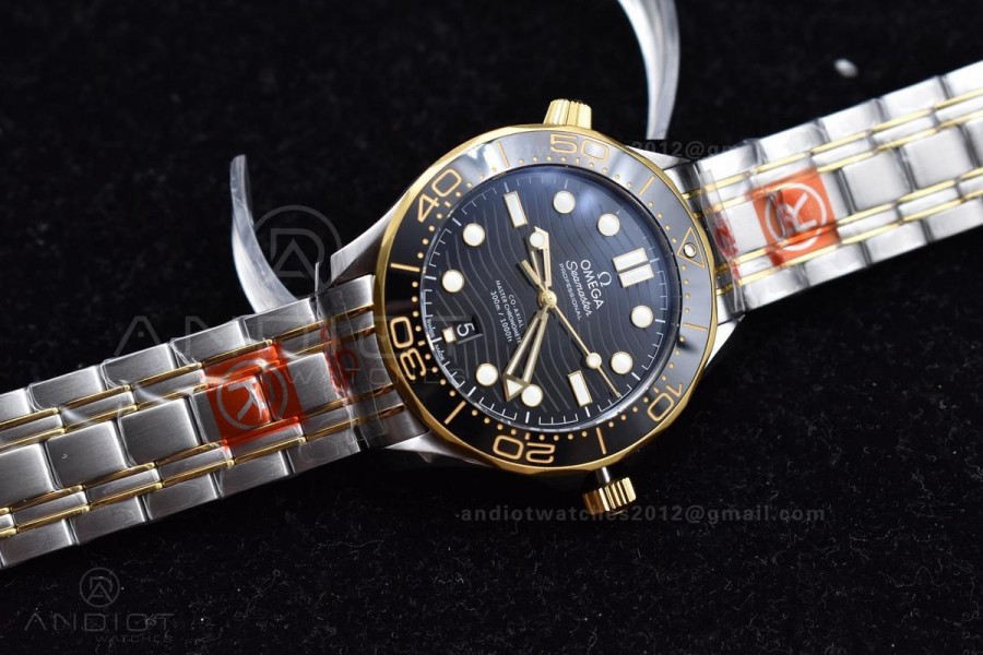 Seamaster Diver 300M SS/YG ORF 1:1 Best Edition Black Ceramic Black Dial on SS Bracelet A8800 