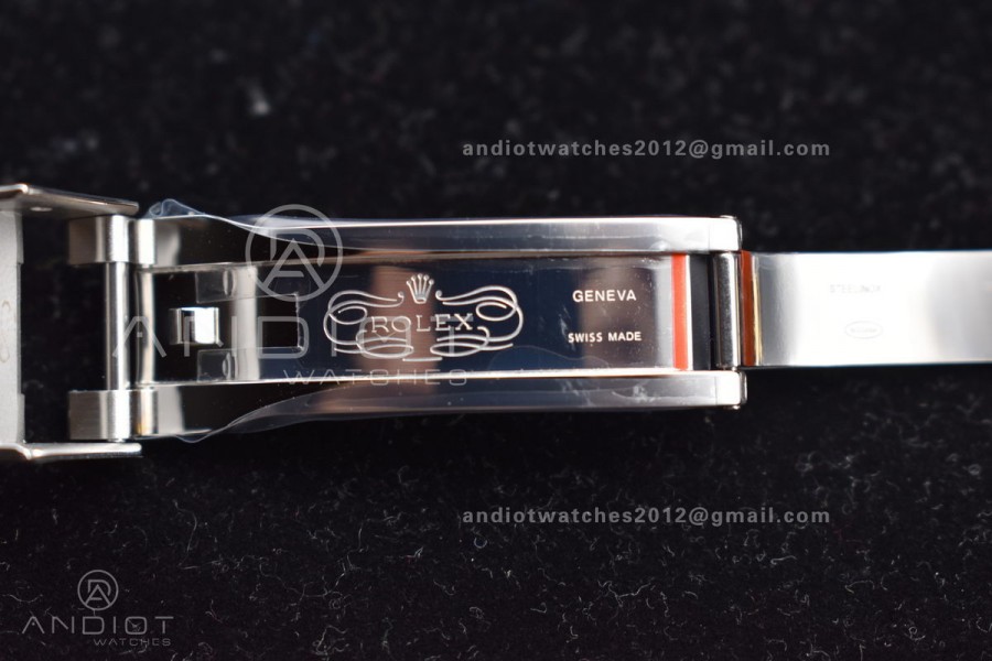 Daytona SS/YG TWF YG Bezel Black Dial on SS/YG Bracelet A7750