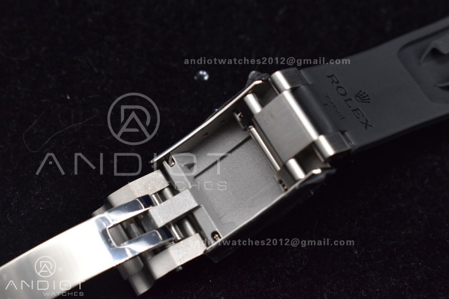 Daytona 116519 Clean 1:1 Best Edition 904L SS Case Silver/Black Dial on Rubber Strap SA4130 V2