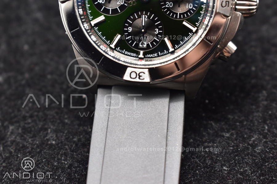 Navitimer B01 Chrono 43mm 1:1 Best Version SS/LE L-Green/Blk BLS A7750