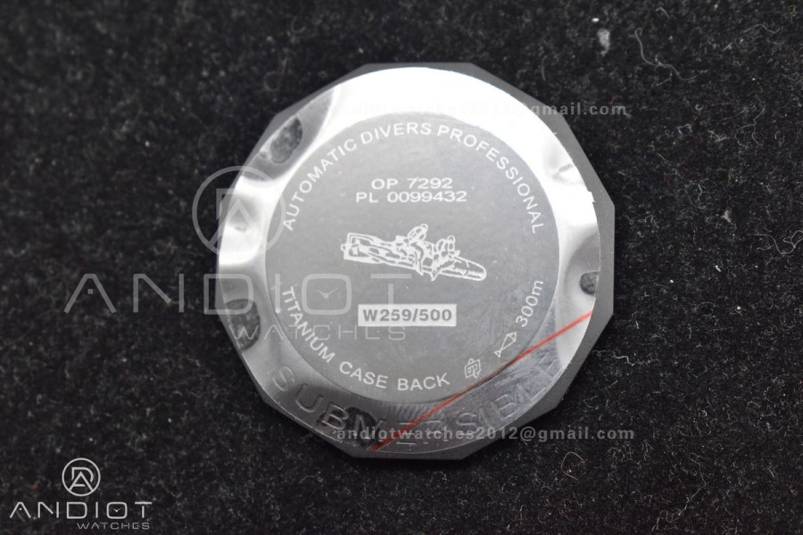PAM1070 W SBF 1:1 Best Edition Black Dial on Black Rubber Strap P900
