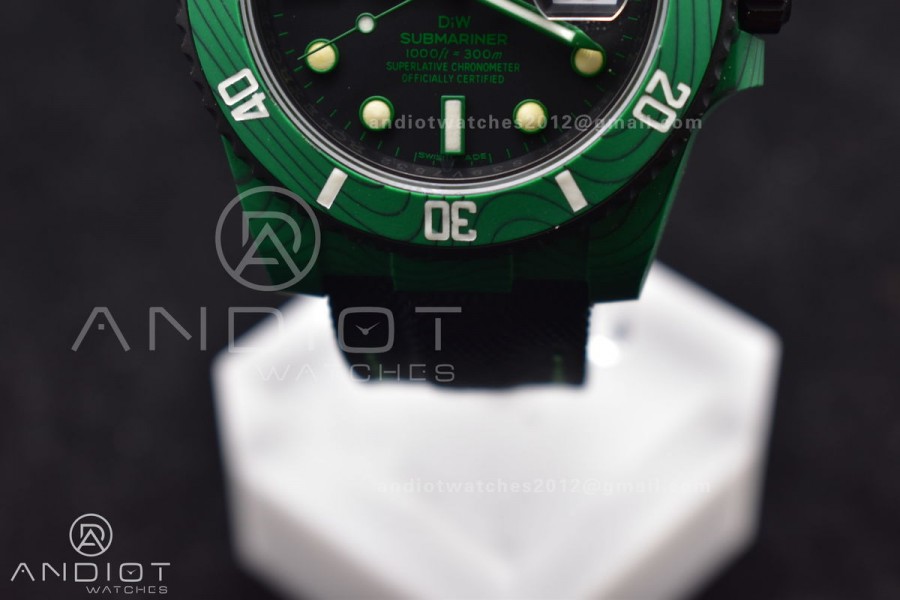 Submariner DIW Green Carbon VSF 1:1 Best Edition Black Dial on Black Nylon Strap VS3135