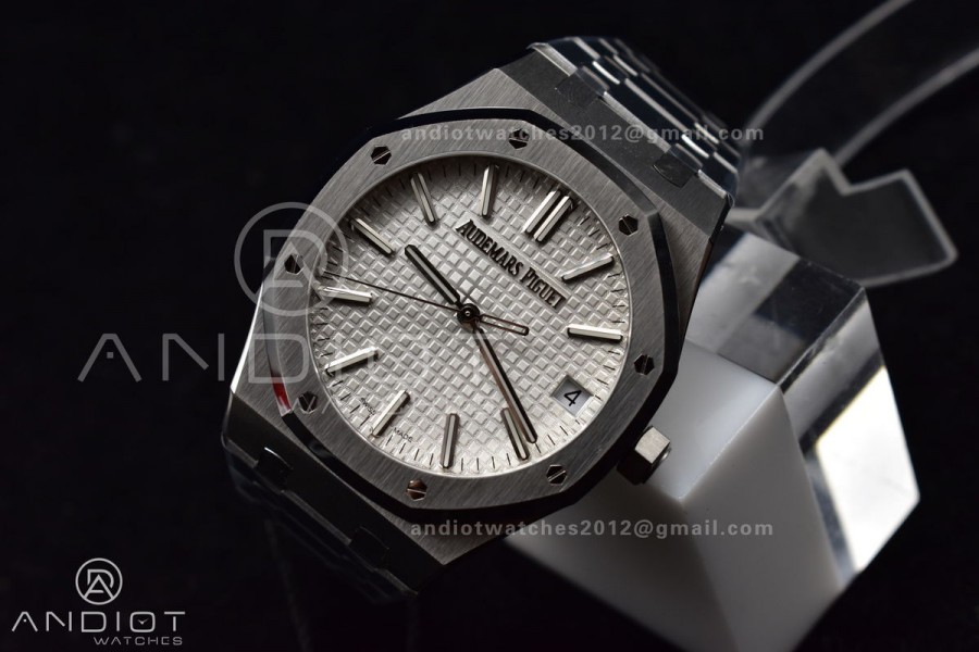 Royal Oak 41mm 15510 "50th Anniversary" SS ZF 1:1 Best Edition White Textured Dial on SS Bracelet A4302