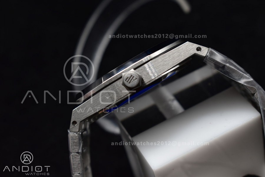 Royal Oak 41mm 15510 "50th Anniversary" SS ZF 1:1 Best Edition Black Textured Dial On SS Bracelet A4302