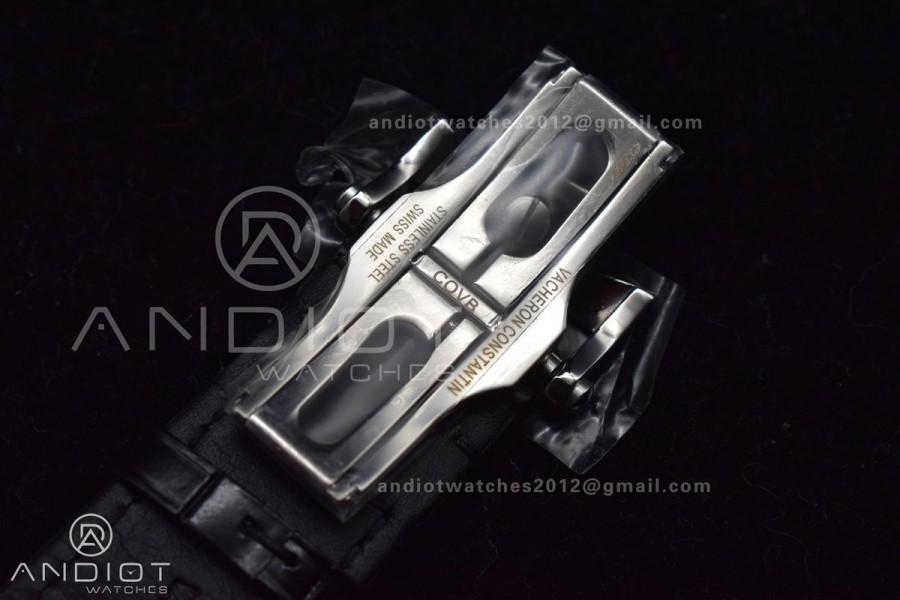 Overseas SS 8F Maker Black Dial on Black Rubber Strap 