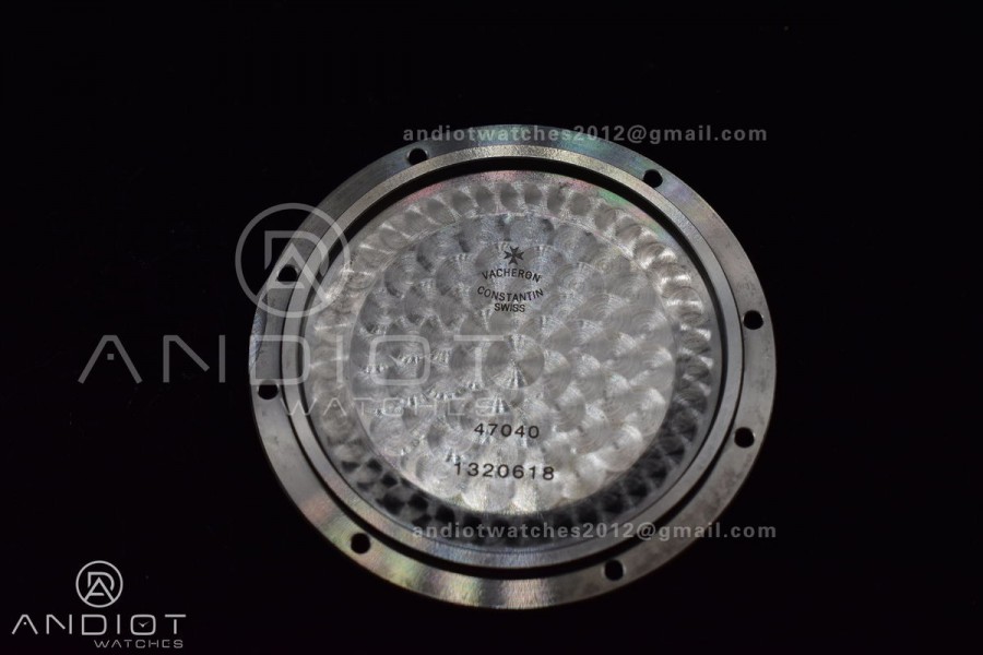 Overseas SS 8F Maker Black Dial on Black Rubber Strap 