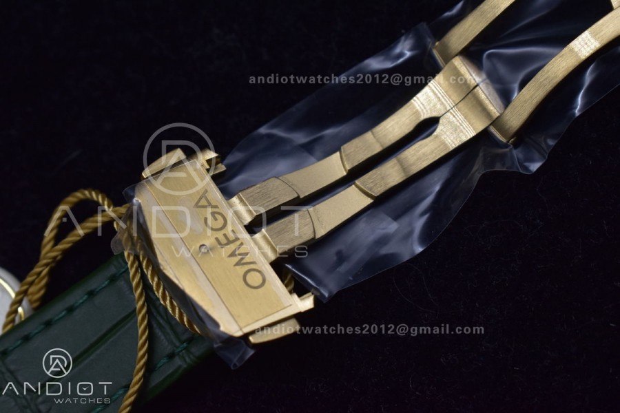 Speedmaster Moonwatch in Moonshine Gold YG RMF Best Edition Green Dial on Green Leather Strap Manual Chrono