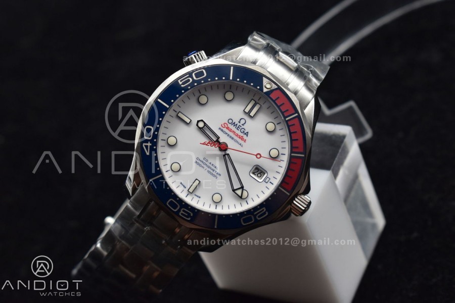 Seamaster Diver 300M SS "COMMANDER’S WATCH" AIF Limited Edition on SS Bracelet A2824 