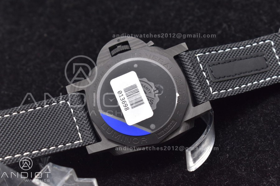 PAM1118 Lum. Marina Auto 44mm FC/NY VSF P9010