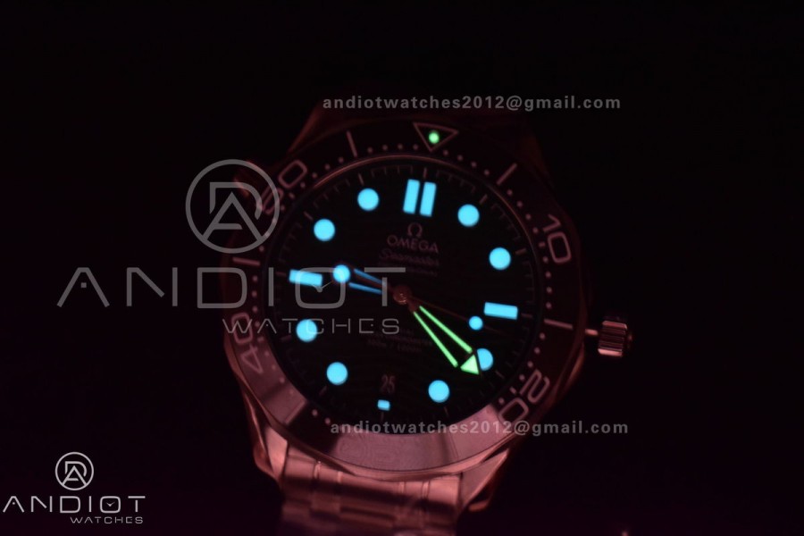 Seamaster Diver 300M VSF 1:1 Best Edition Green Ceramic Green Dial on SS Bracelet A8800 V2