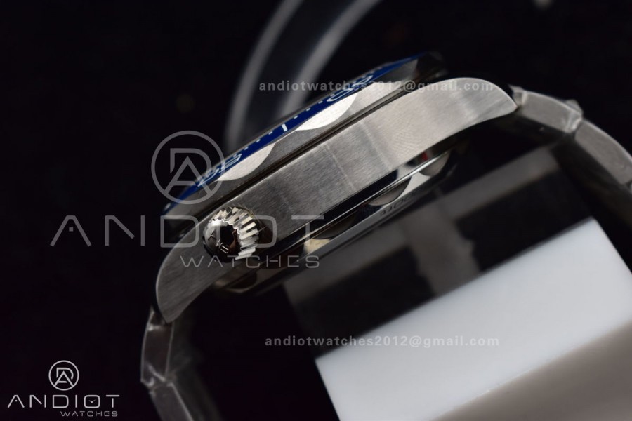 Seamaster 300M Chrono SS OMF 1:1 Best Edition Gray Dial on SS Bracelet A9900 