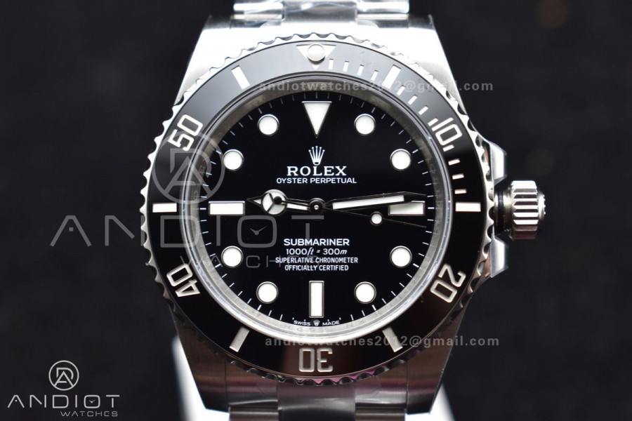 Submariner 41mm Clean 124060 No Date 904L Steel 3230 