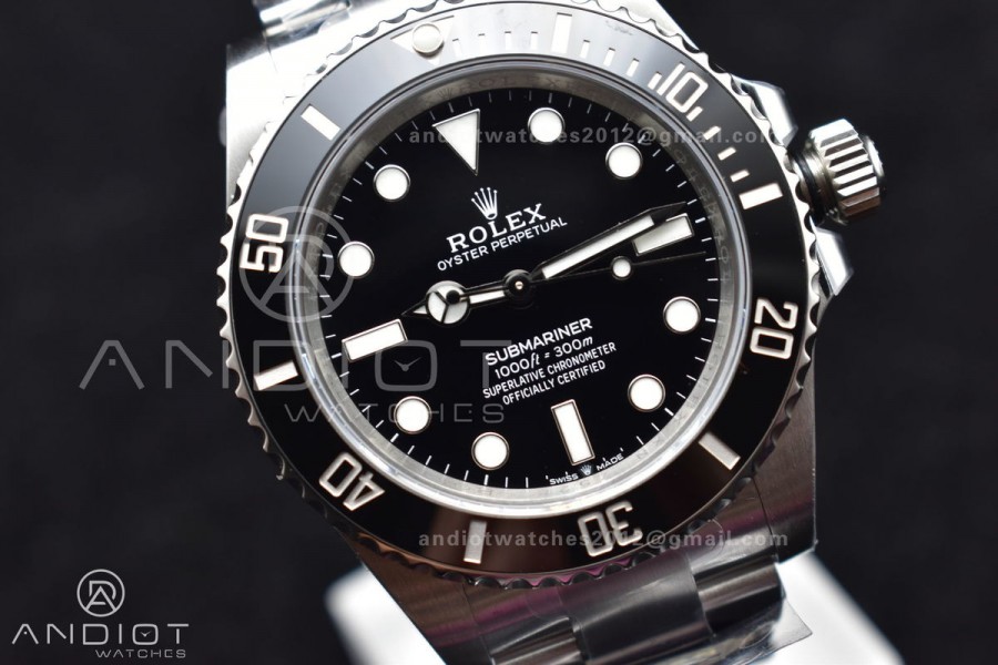 Submariner 41mm Clean 124060 No Date 904L Steel 3230 
