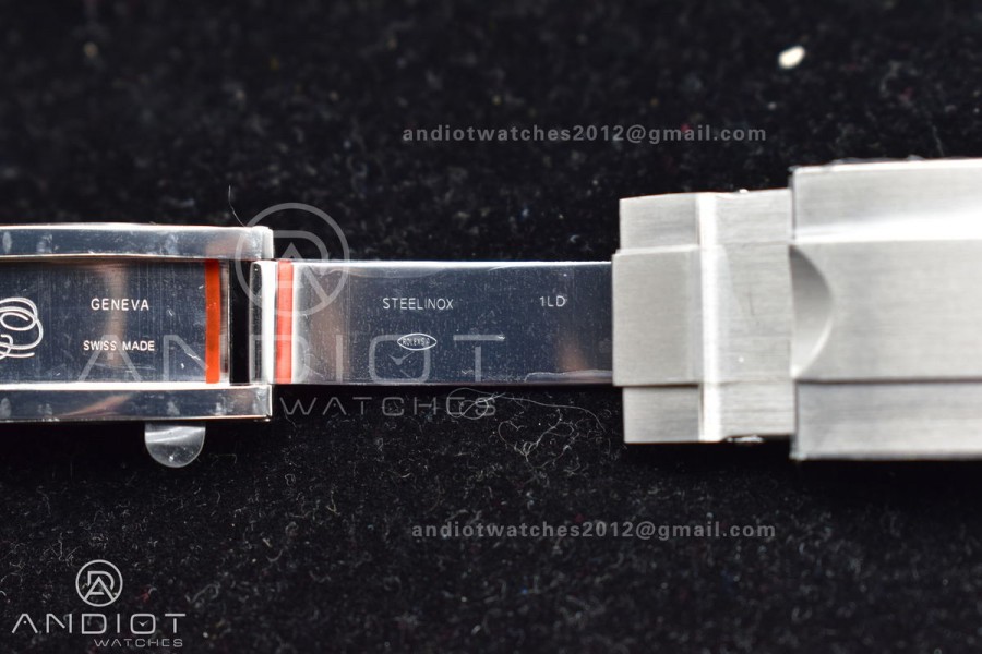 Submariner 41mm Clean 124060 No Date 904L Steel 3230 