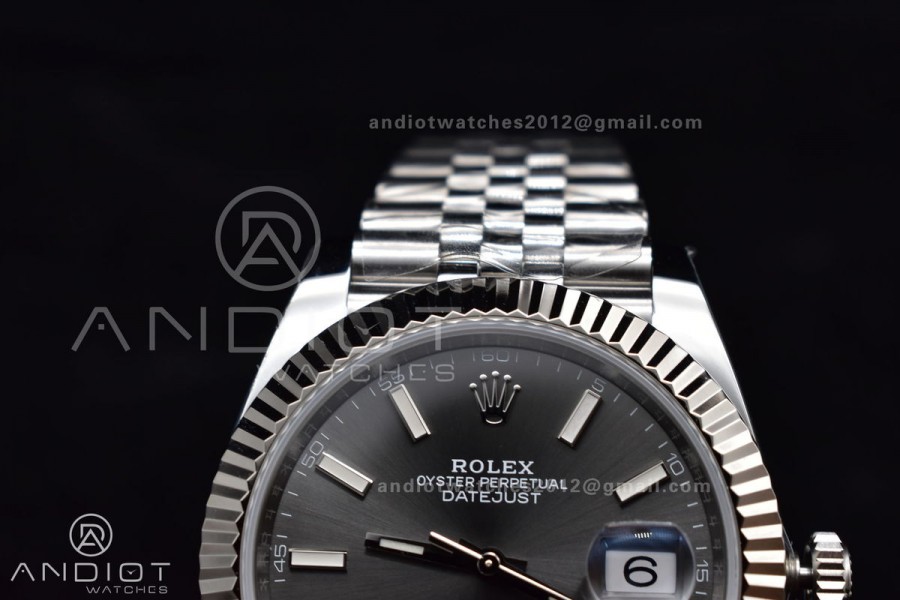 DateJust 41 126334 Clean 904L Steel Grey Stick Dial on Jubilee Bracelet 3235