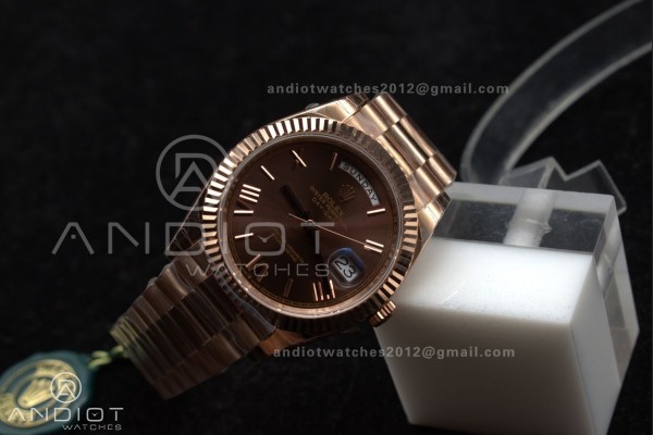 DayDate 40 RG GSF Gain Weight Brown Roman Dial on ...