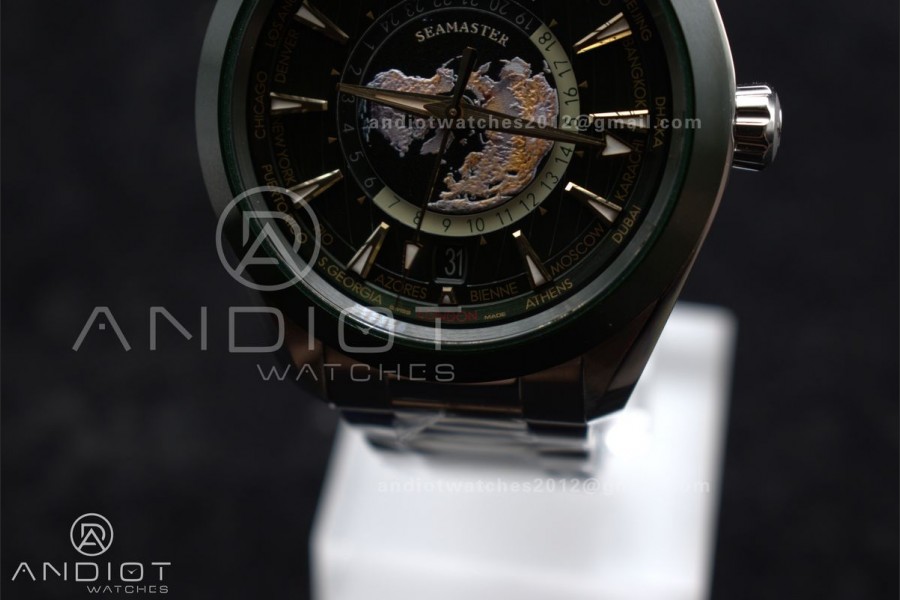 Aqua Terra GMT Worldtimer 43mm Green Ceramic VSF 1:1 Best Edition on SS Bracelet A8938 Super Clone