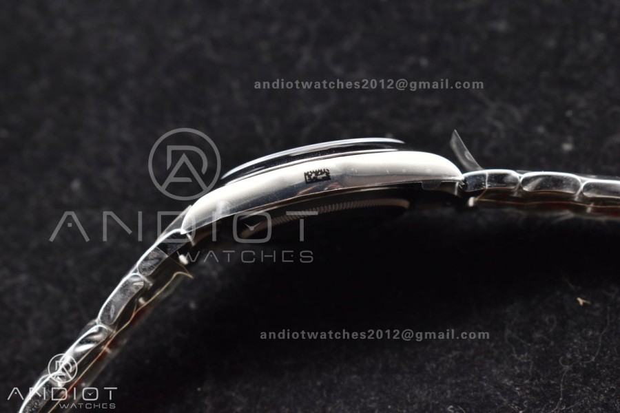 Oyster Perpetual 124300 41mm Clean 1:1 Best Edition 904L Steel Red Dial VR3230