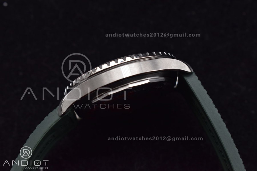 SuperOcean Automatic 42 SS BLSF 1:1 Best Edition Orange Dial on Green Rubber Strap A2824