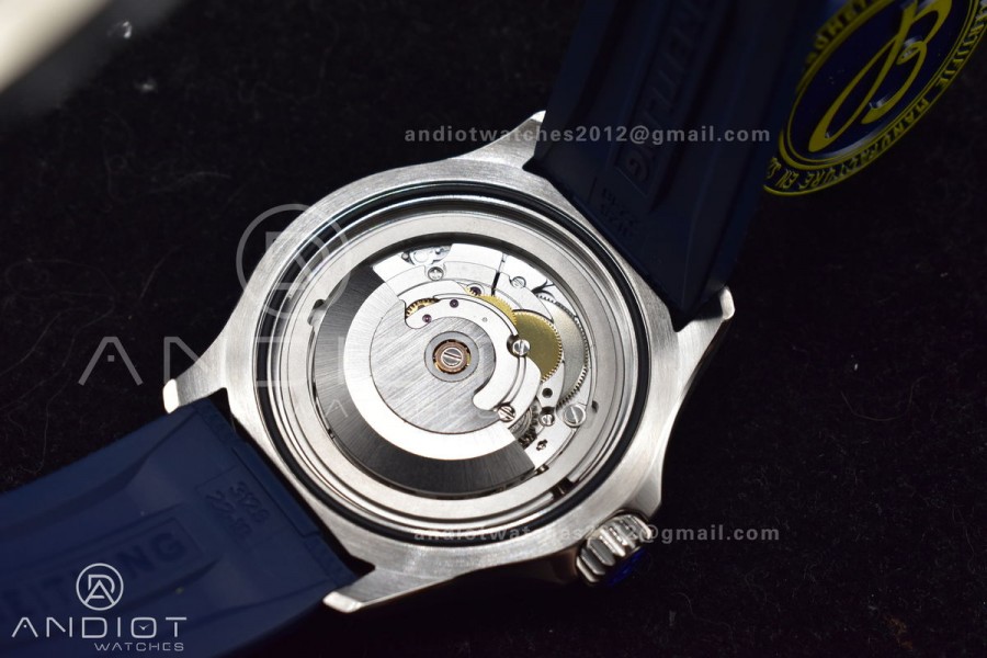 SuperOcean Automatic 42 SS BLSF 1:1 Best Edition White Dial on Blue Rubber Strap A2824