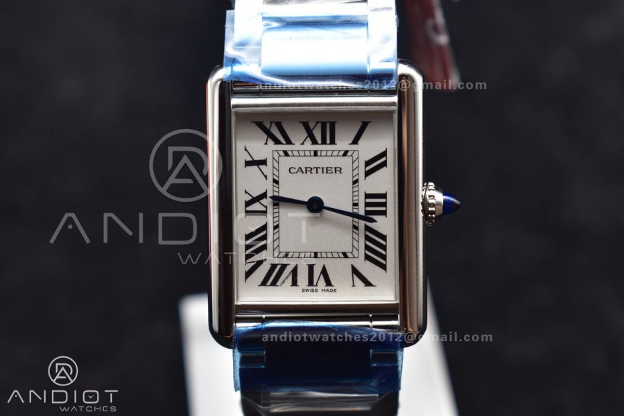 Tank Solo 27.5mm K11F SS White Dial On SS Bracelet Ronda Quartz