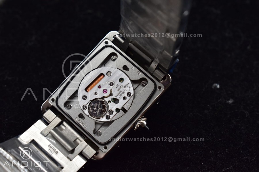 Tank Solo 27.5mm K11F SS White Dial On SS Bracelet Ronda Quartz