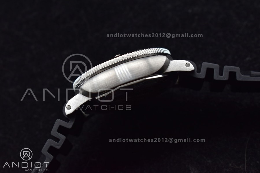 PAM1323 VSF 1:1 Best Edition Grey Dial On Black Rubber Strap P900