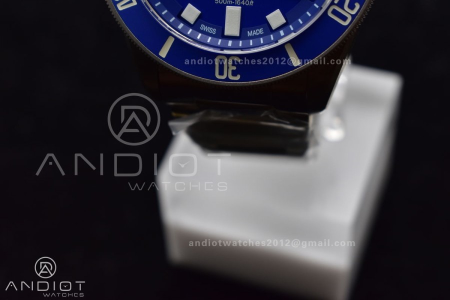 Blue Pelagos XF 1:1 Best Edition on Titanium Bracelet A2824 V5