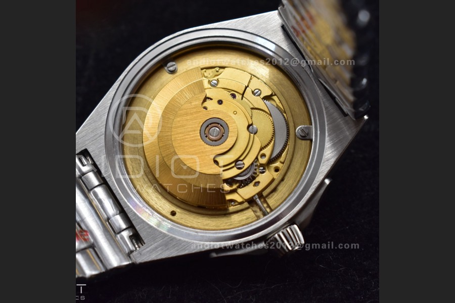 Breitling BLS Factory Chronomat Automatic 1:1 Best Edition GMT 40mm Blue Dial with Inner Yellow Rim On SS Bracelet A2836