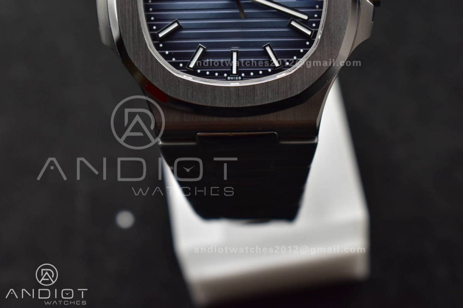 Nautilus 5811/1A 3KF 1:1 Best Edition Blue Textured Dial on SS Bracelet A330 Super Clone