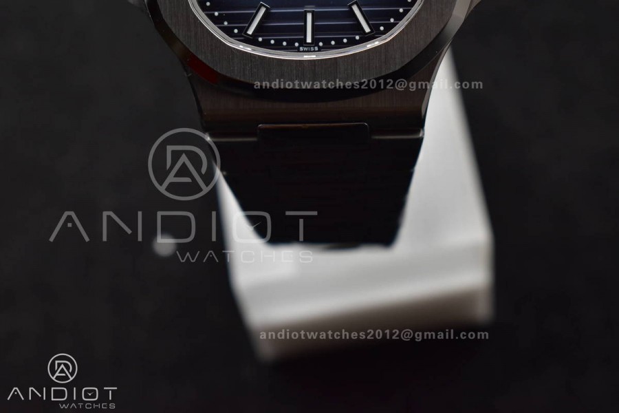 Nautilus 5811/1A 3KF 1:1 Best Edition Blue Textured Dial on SS Bracelet A330 Super Clone