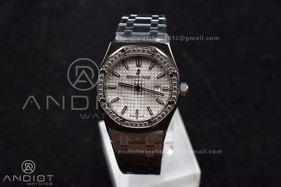 Lady Royal Oak 33mm 67651 SS/Diamond Bezel V7F 1:1 White Textured Dial On Stainless Strap Ronda Quartz to AP Cal.2713