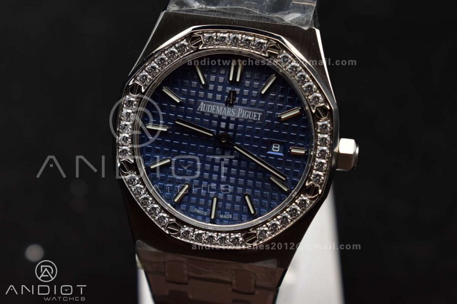Lady Royal Oak 33mm 67651 SS/Diamond Bezel V7F 1:1 Blue Textured Dial on SS Bracelet Ronda Quartz to AP Cal.2713