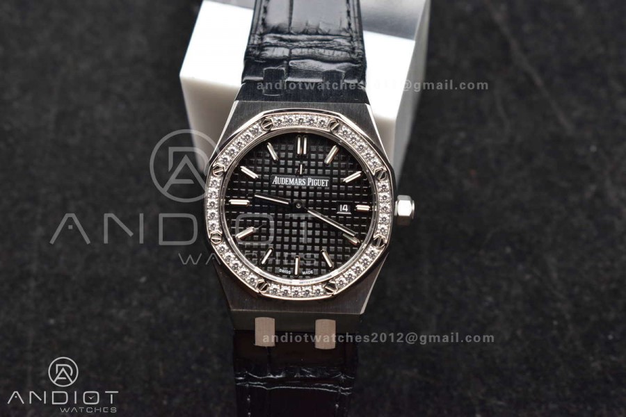 Lady Royal Oak 33mm 67651 SS/Diamond Bezel V7F 1:1 Black Textured Dial On Stainless Strap Ronda Quartz 