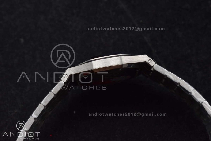 Lady Royal Oak 33mm 67651 SS V7F 1:1 Best Edition Black Textured Dial on SS Bracelet Ronda Quartz to AP Cal.2713