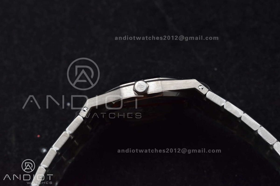 Lady Royal Oak 33mm 67651 SS V7F 1:1 Best Edition Black Textured Dial on SS Bracelet Ronda Quartz to AP Cal.2713