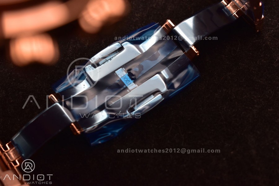 Overseas 5500V Chrono RG 8F 1:1 Best Edition Green Dial on RG Bracelet A5200