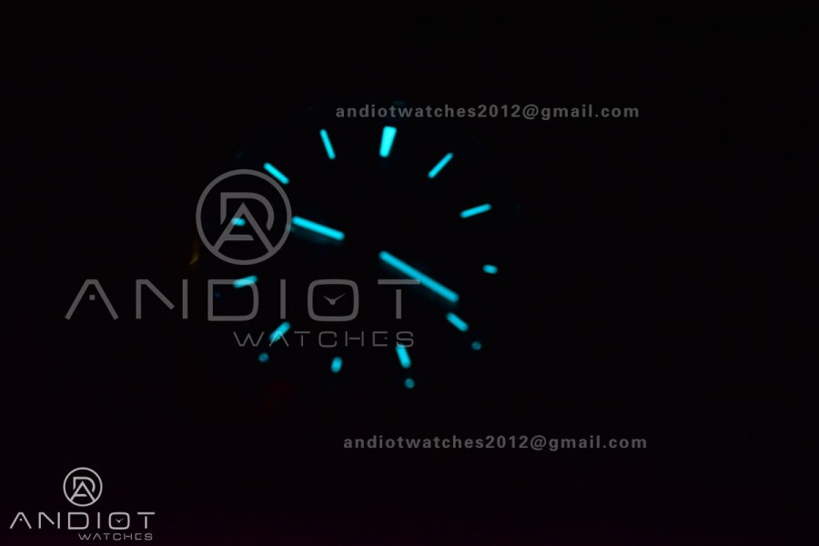 Overseas 5500V Chrono RG 8F 1:1 Best Edition Green Dial on RG Bracelet A5200