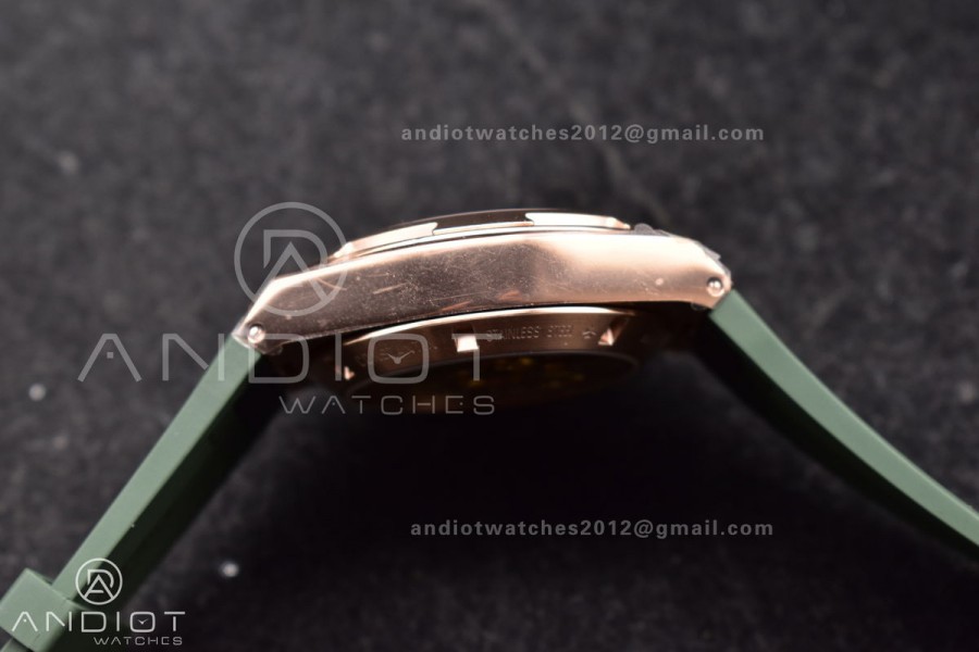 Overseas 5500V Chrono RG 8F 1:1 Best Edition Green Dial on Green Rubber Strap A5200