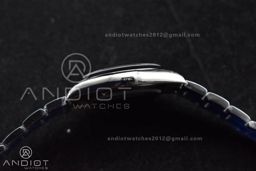 Oyster Perpetual 124300 36mm VSF 1:1 Best Edition 904L Steel Red Dial VS3230 V2