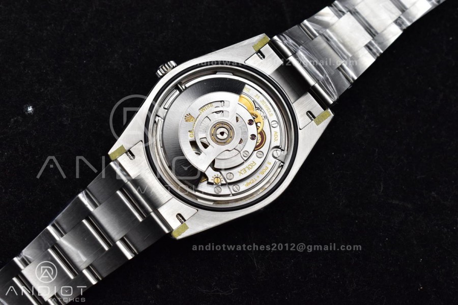 Oyster Perpetual 124300 36mm VSF 1:1 Best Edition 904L Steel Red Dial VS3230 V2
