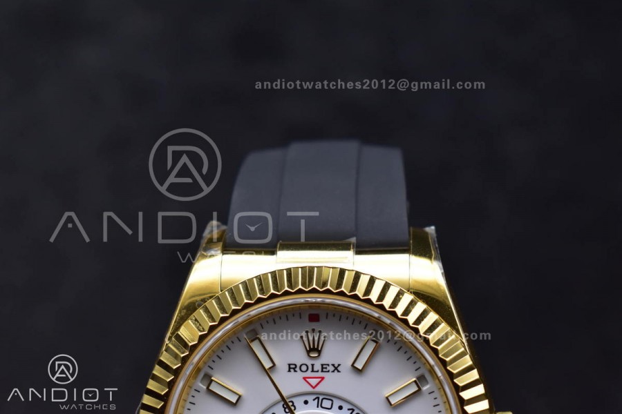 Sky-Dweller 336238 YG ZF 1:1 Best Edition White Dial on Oysterflex Strap A23J (Gain Weight)