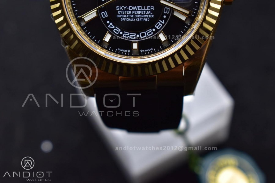 Sky-Dweller 336238 YG ZF 1:1 Best Edition Black Dial on Oysterflex Strap A23J (Gain Weight)