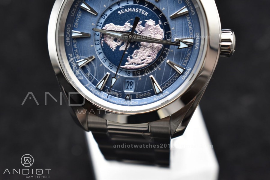 Aqua Terra GMT Worldtimer 43mm VSF 1:1 Best Edition Summer Blue Dial On Stainless Bracelet A8938 Super Clone