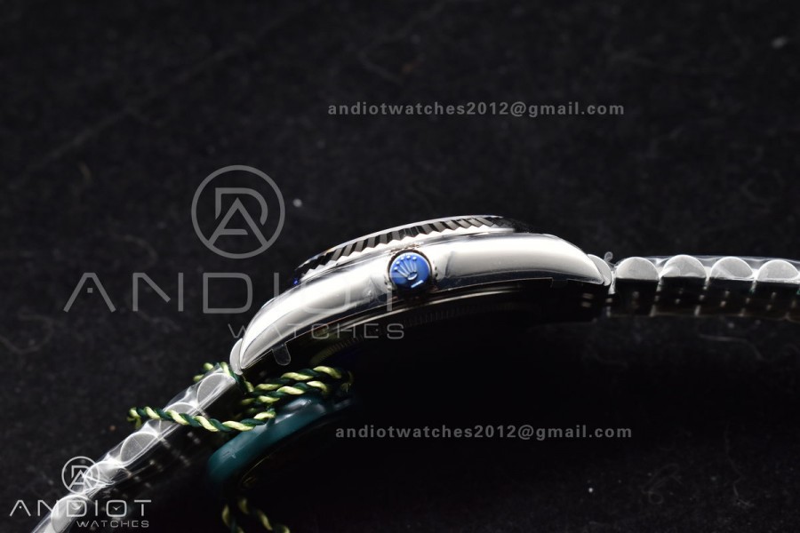 Sky-Dweller 326934 904L SS ZF 1:1 Best Edition White Dial on SS Jubilee Bracelet A2824