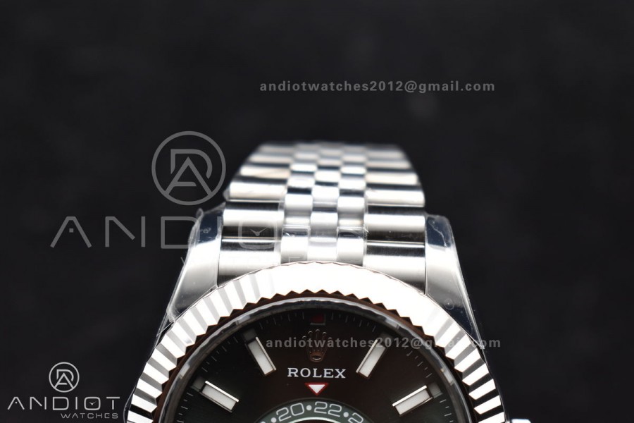 Sky-Dweller 326934 904L SS ZF 1:1 Best Edition Green Dial on SS Jubilee Bracelet A2824
