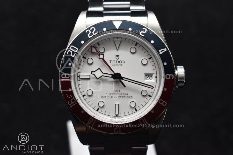 Black Bay GMT Pepsi Blue/Red Bezel ZF 1:1 Best Edition White Dial on SS Bracelet A2836