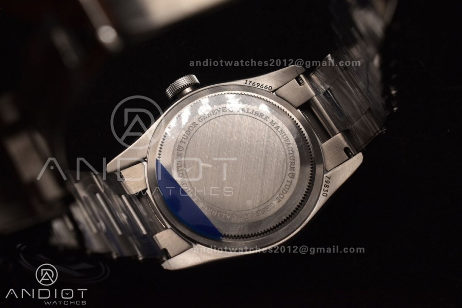 Black Bay GMT Pepsi Blue/Red Bezel ZF 1:1 Best Edition White Dial on SS Bracelet A2836