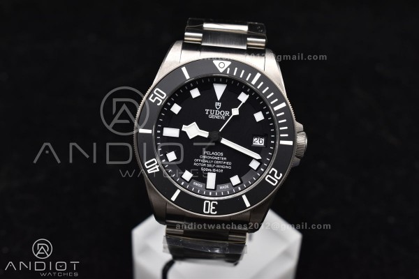 Black Pelagos ZF 1:1 Best Edition On Titanium Brac...